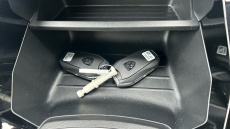 Peugeot 208 1.2 PureTech 100 Style 5dr Petrol Hatchback